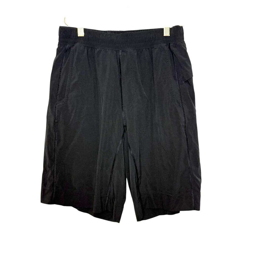 Lululemon Pace Breaker 10" Shorts Men M‎ Black Stretch Pockets Activewear Gym